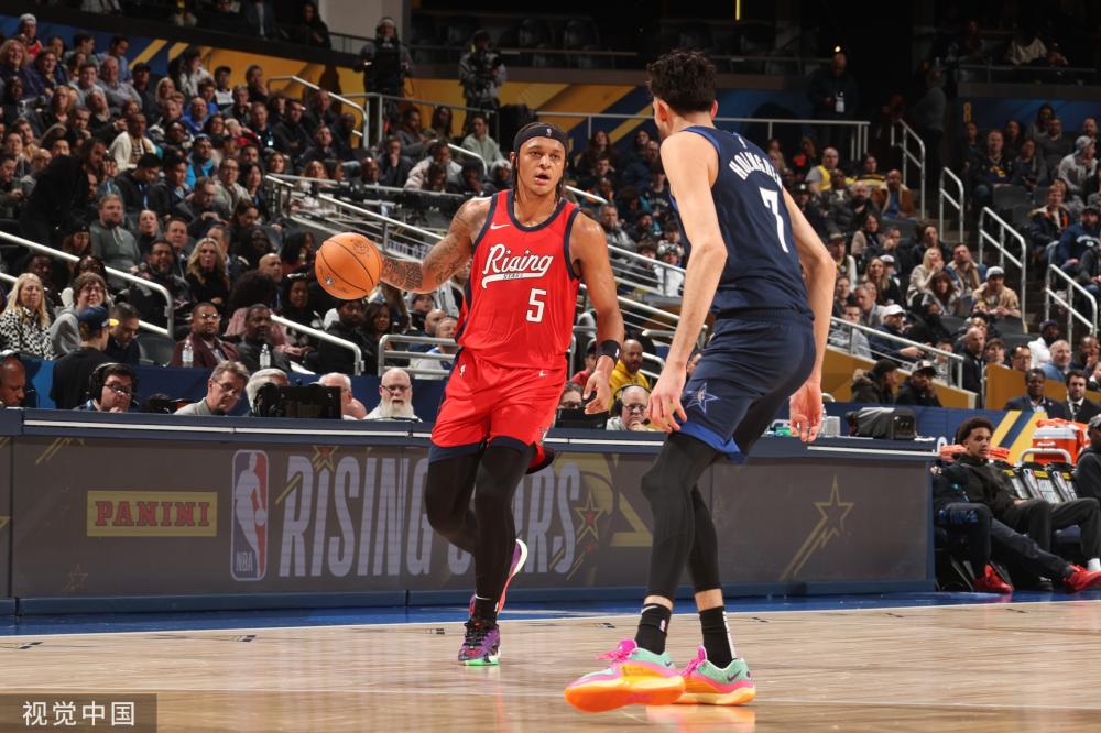 罗伯逊更是 罗伯逊更是